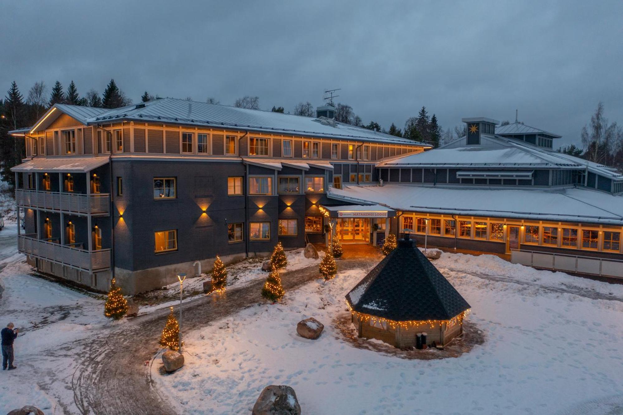 Matarengi Lodge Overtornea Exterior photo